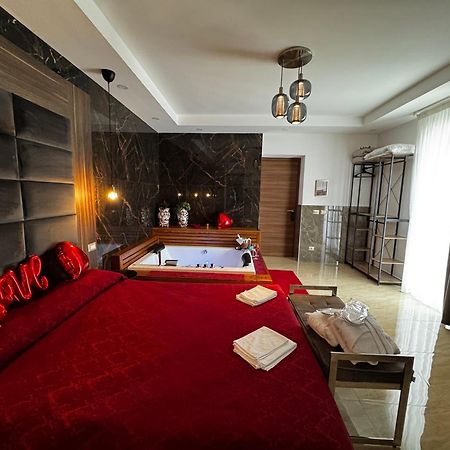 Diamond Bed & Breakfast Рандацо Екстериор снимка